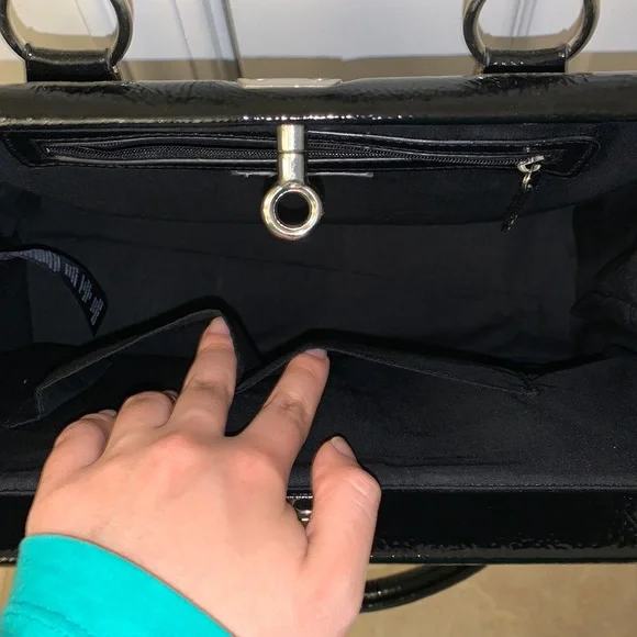 Black Tweed and Black Patent Bag - Picture 11 of 17